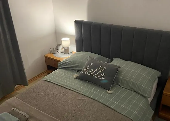 Apartman Oguic Pag Town