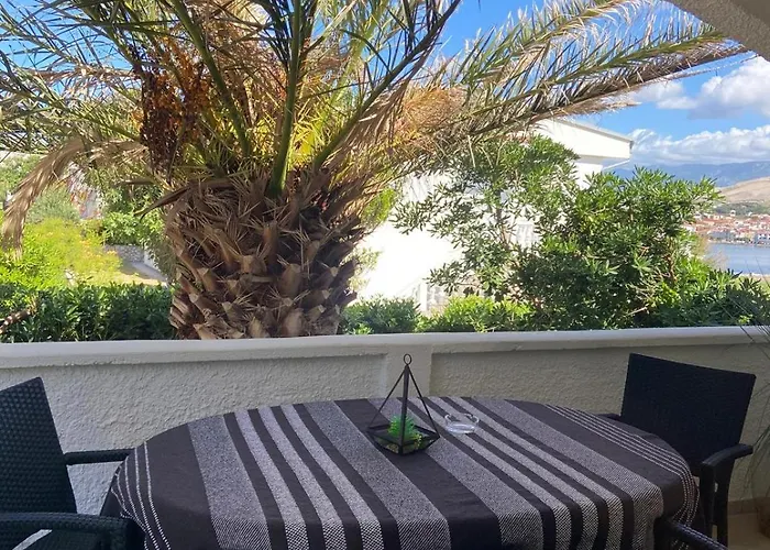 Oguic Apartment Pag Town